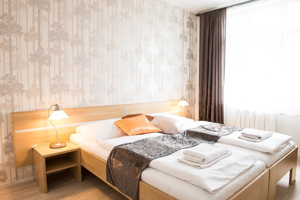 Břeclav Hotel Imos المظهر الخارجي الصورة